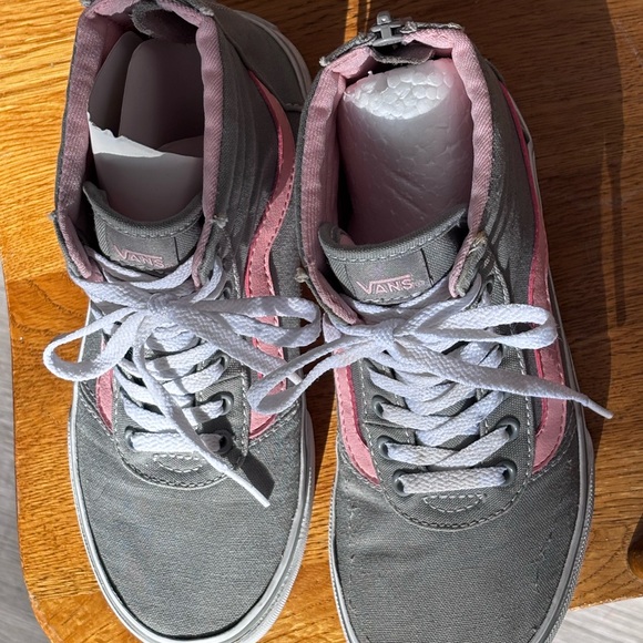 Girls Vans High Top shoes sneakers sz 1 Barbie core Pink Grey - Picture 7 of 7